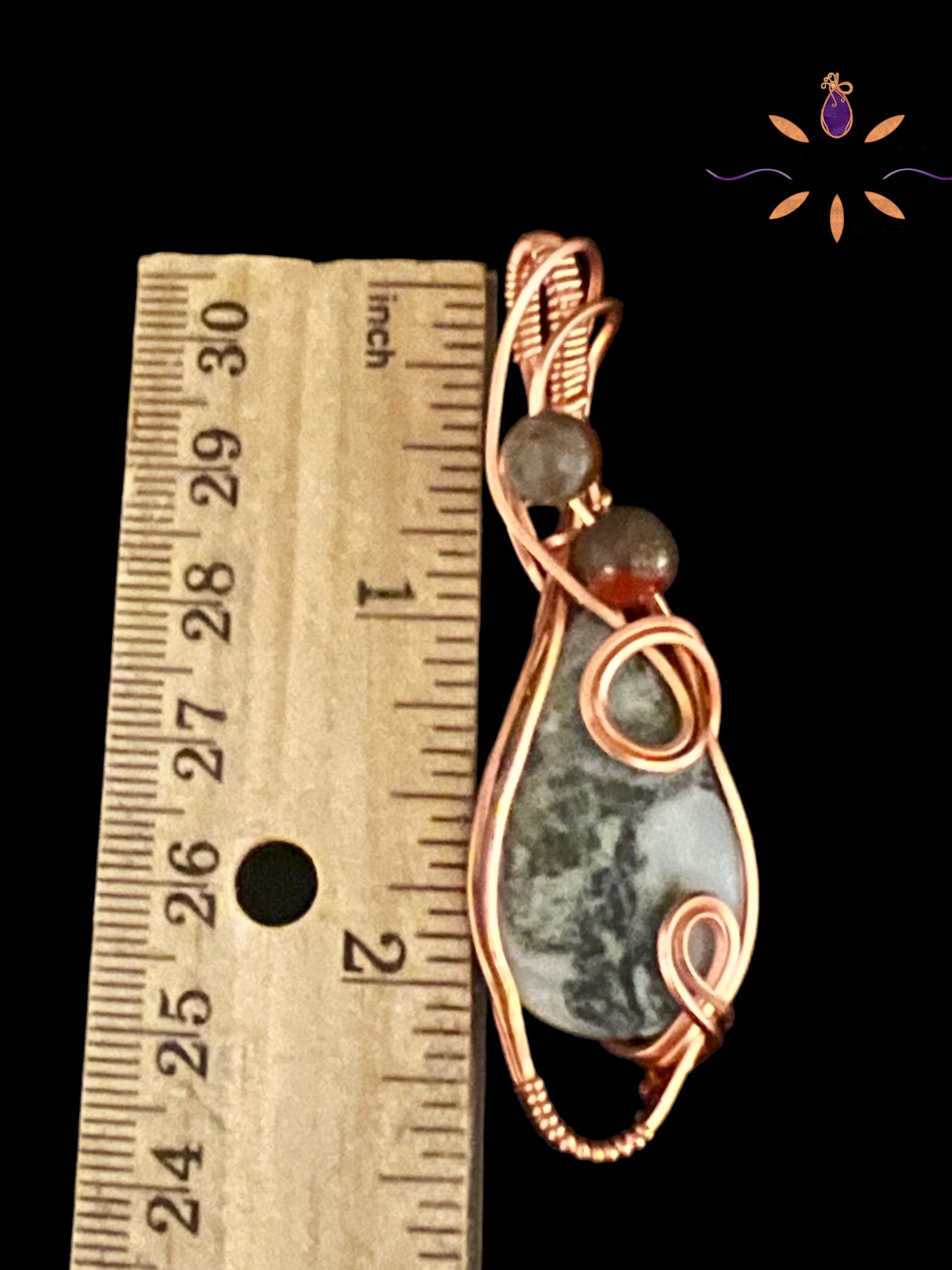 Green Earth Jasper with 6mm Dyed Agate Accent Beads Copper Pendant