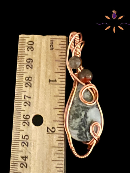 Green Earth Jasper with 6mm Dyed Agate Accent Beads Copper Pendant